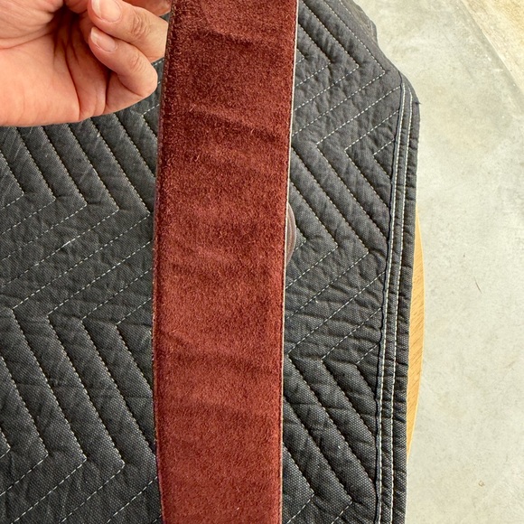 Amanda Smith Brown Suede Belt - Picture 2 of 4